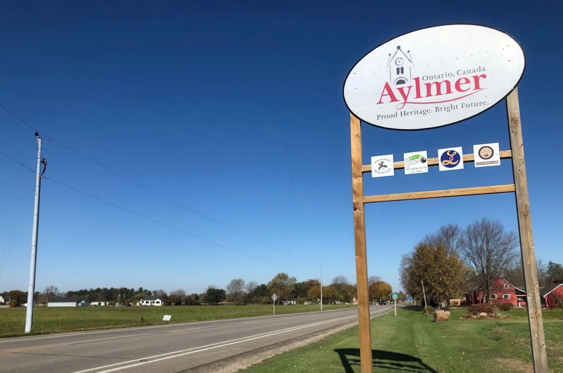 Aylmer Airport Limousine