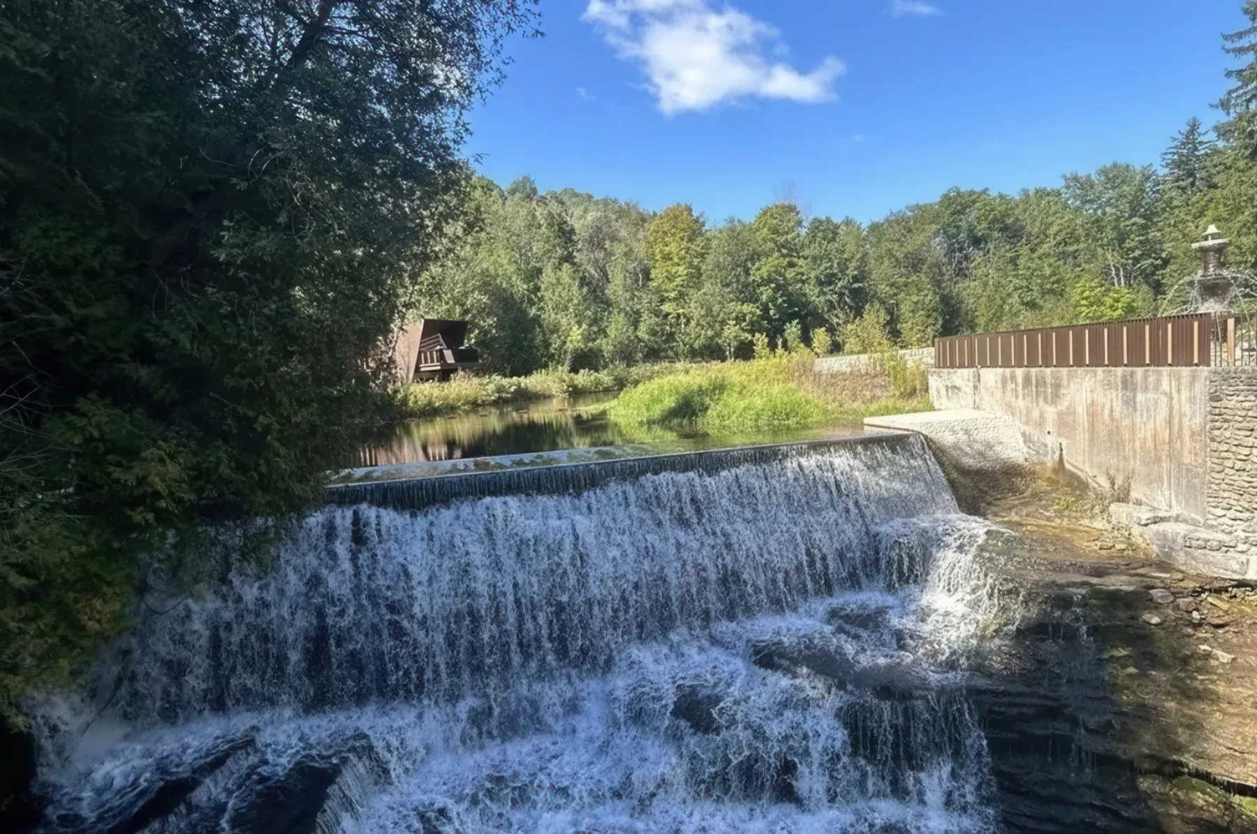 Belfountain – Local Limo Rides Available