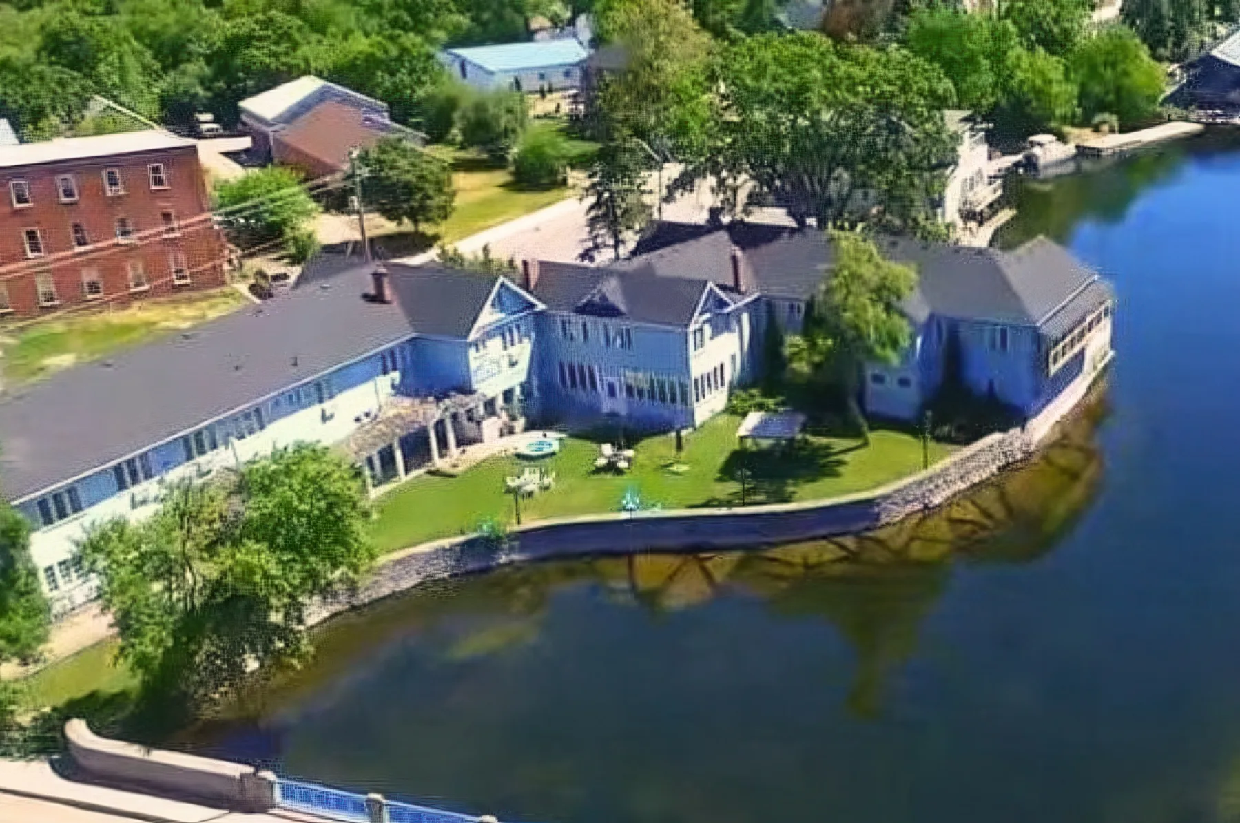 Bobcaygeon Landscape – Limo Booking